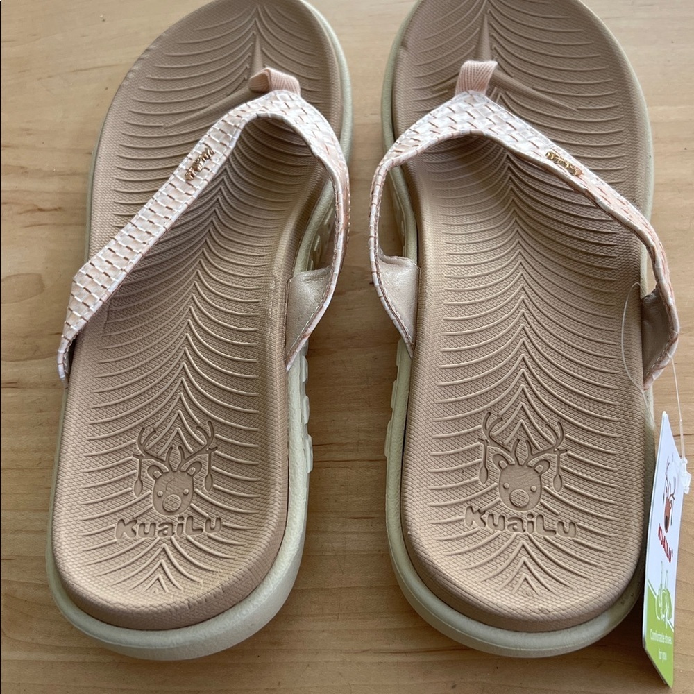 KuaiLu Women’s Flip Flops size 12 - Picture 3 of 6